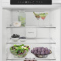 Встраиваемый двухкамерный холодильник Hotpoint HSBT 18